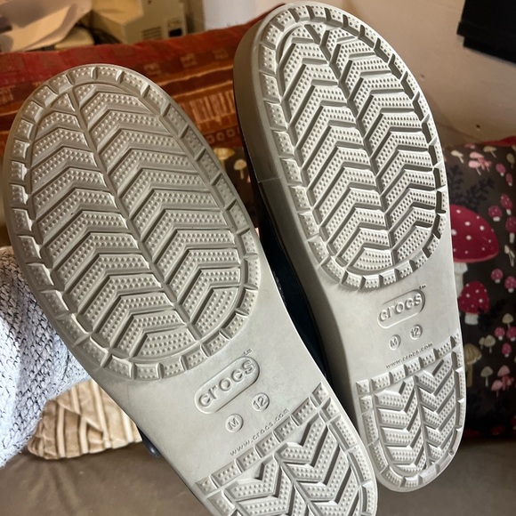 Crocs Gray Clogs - Picture 3 of 8